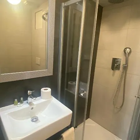 Apartment Alma *